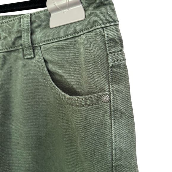 DL1961 by Anthropologie Hepburn Ultra High-Rise Cropped Wide-Leg Jeans - Picture 8 of 16